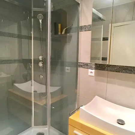 Homeplace Carnot Terrasse&parking Free * Κάννες